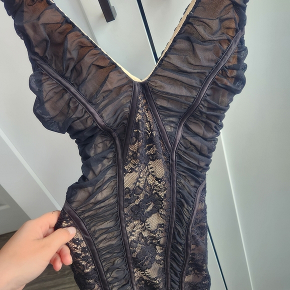 BEBE Black Beige Laca V Neck Bodycon Mini Dress Small Stretchy - Picture 5 of 12